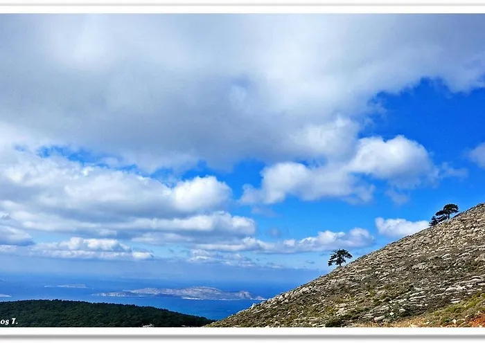 Rustic House Έμπωνας