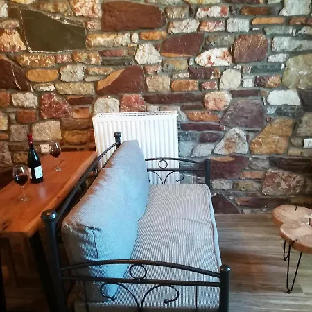 Apartment Rustic House Embonas