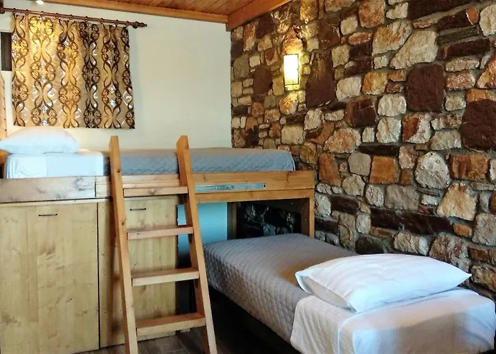 Rustic House * Émbonas